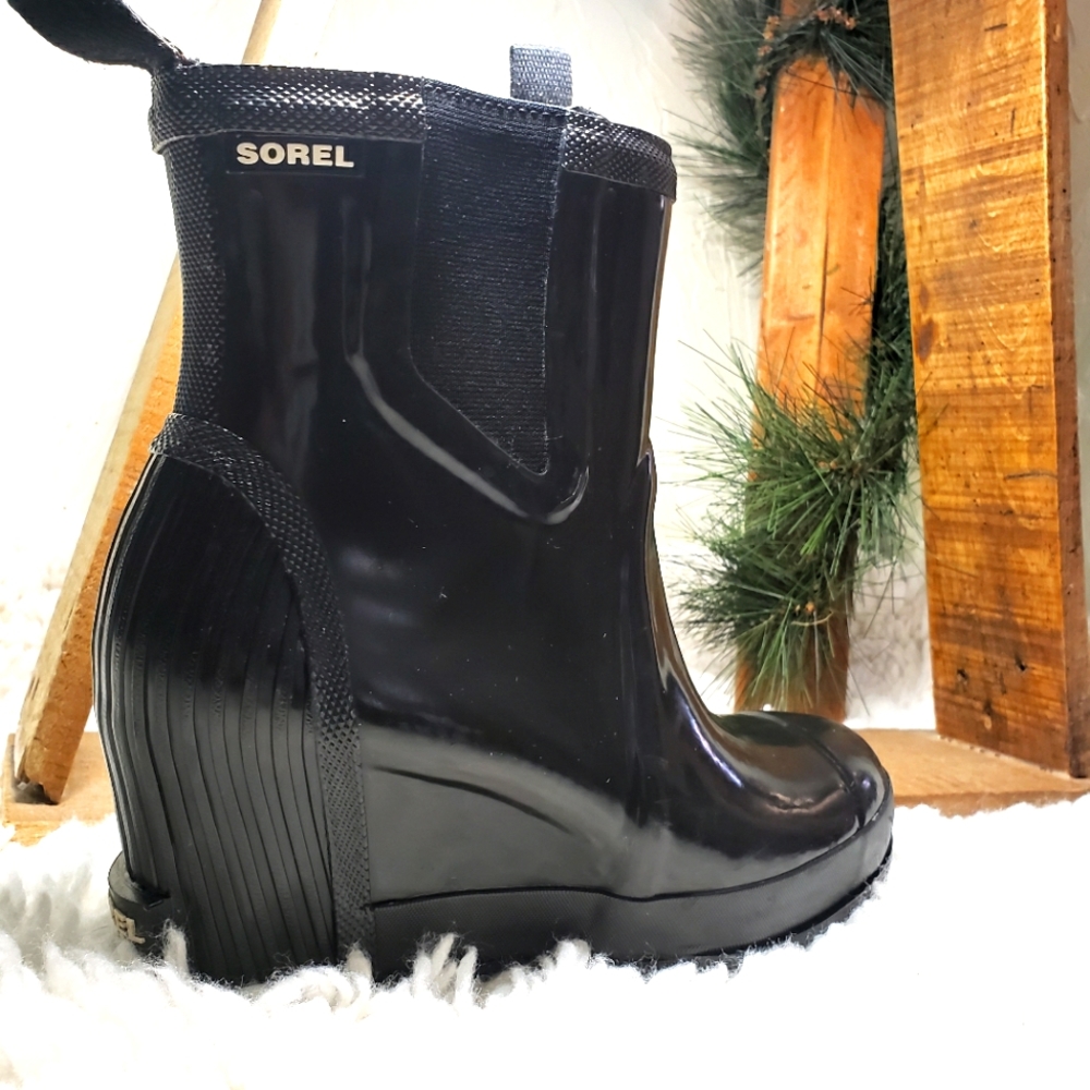 Black Sorel Boots